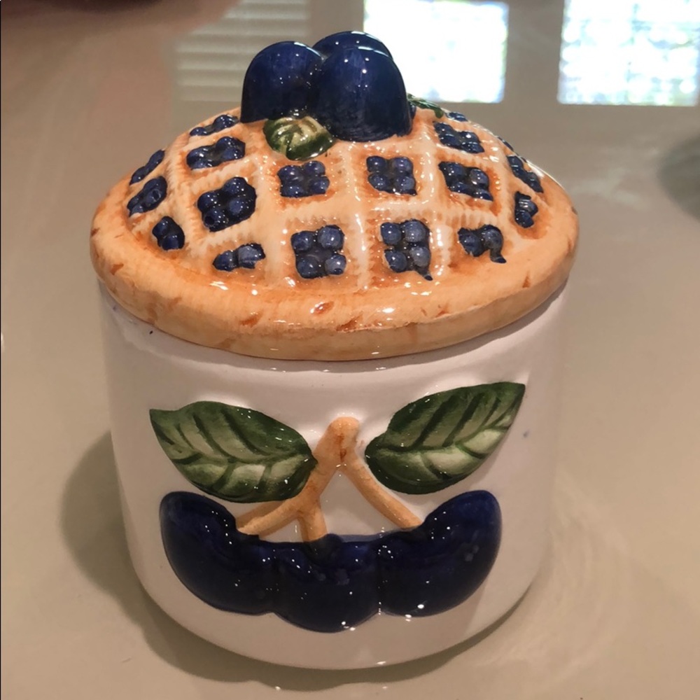 Vintage sugar bowl ceramic cherries pre-owner
